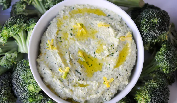 Broccoli Stem Hummus 