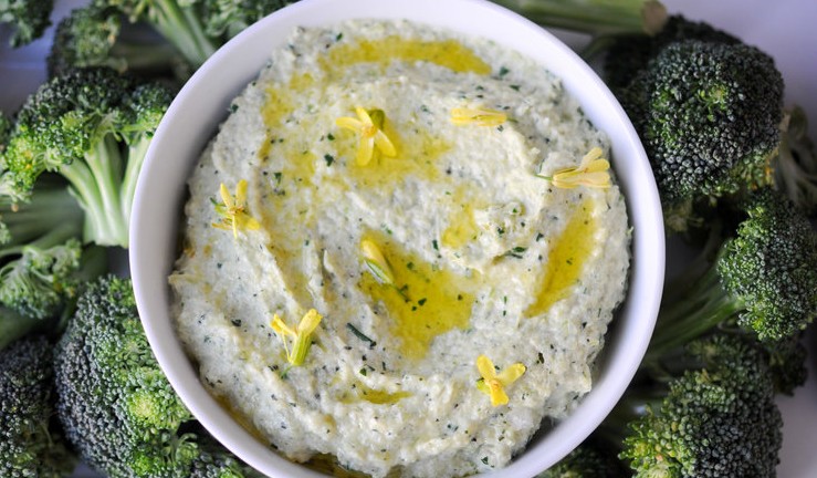 Broccoli Stem Hummus 